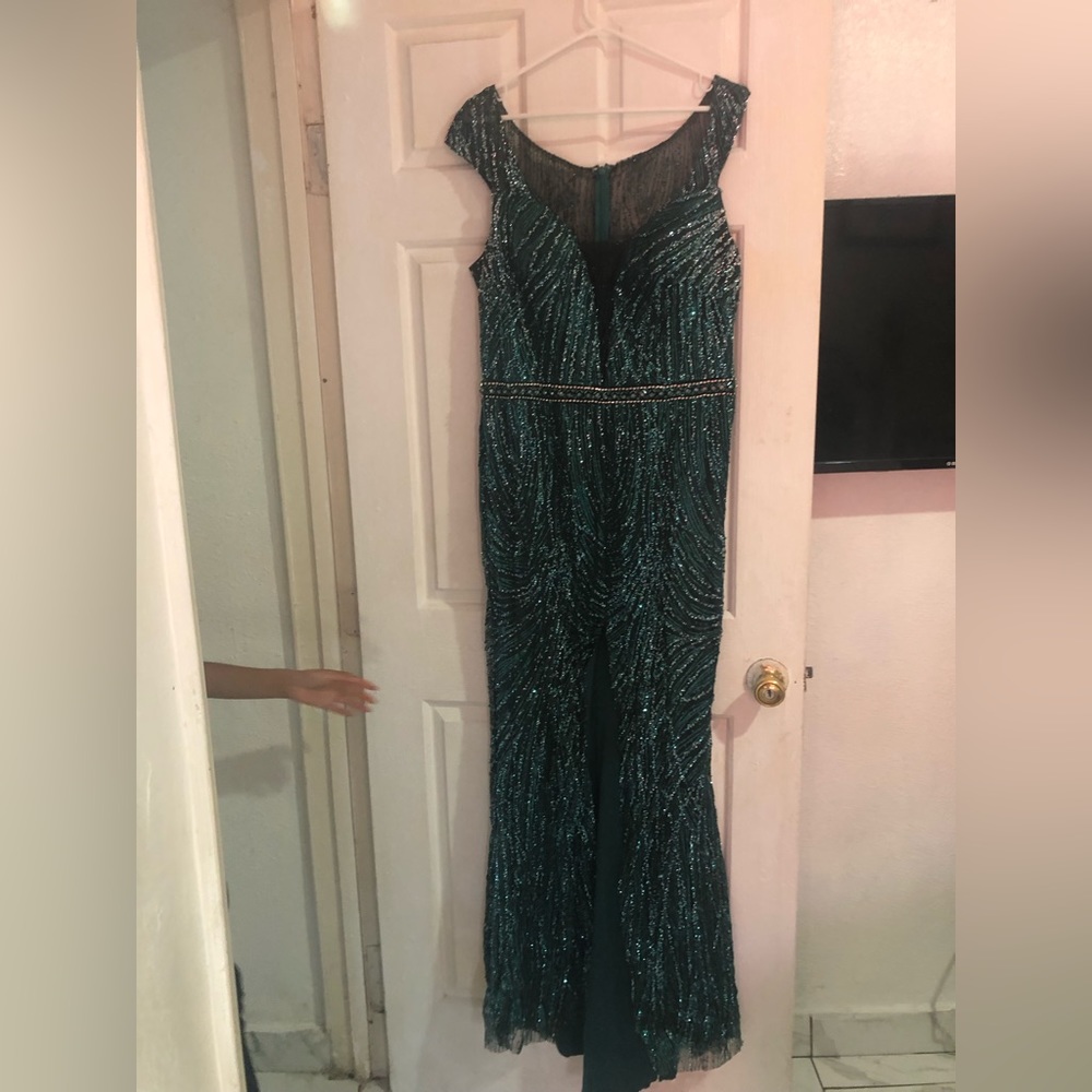 ROYALQUEEN Collection emerald green Long Prom Dress Size 14